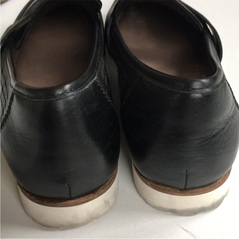 EUC Earth Brand Black Leather Loafers Size 6.5 - Picture 6 of 8